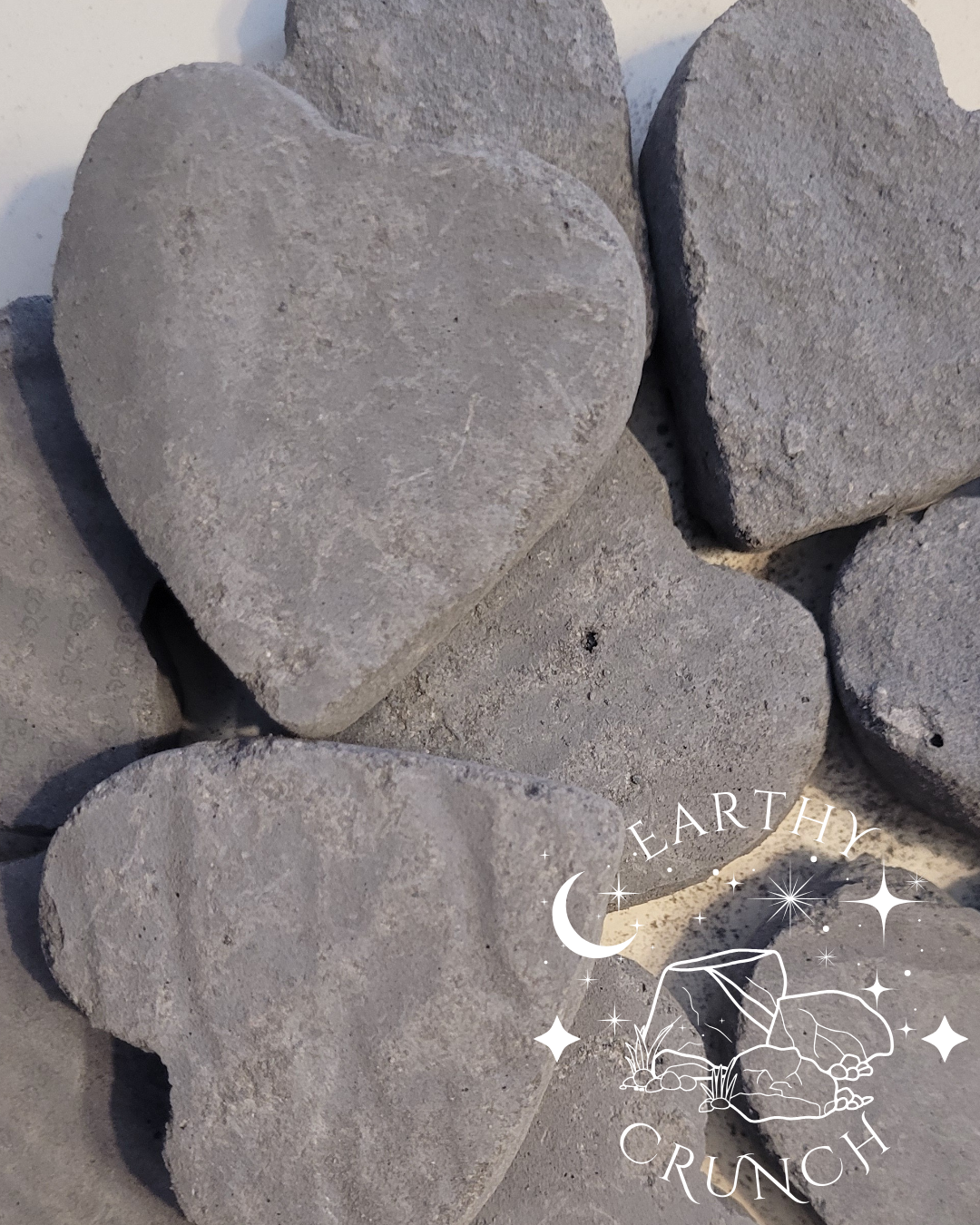 Blackurrants Treats - Smoky Indian clay treats