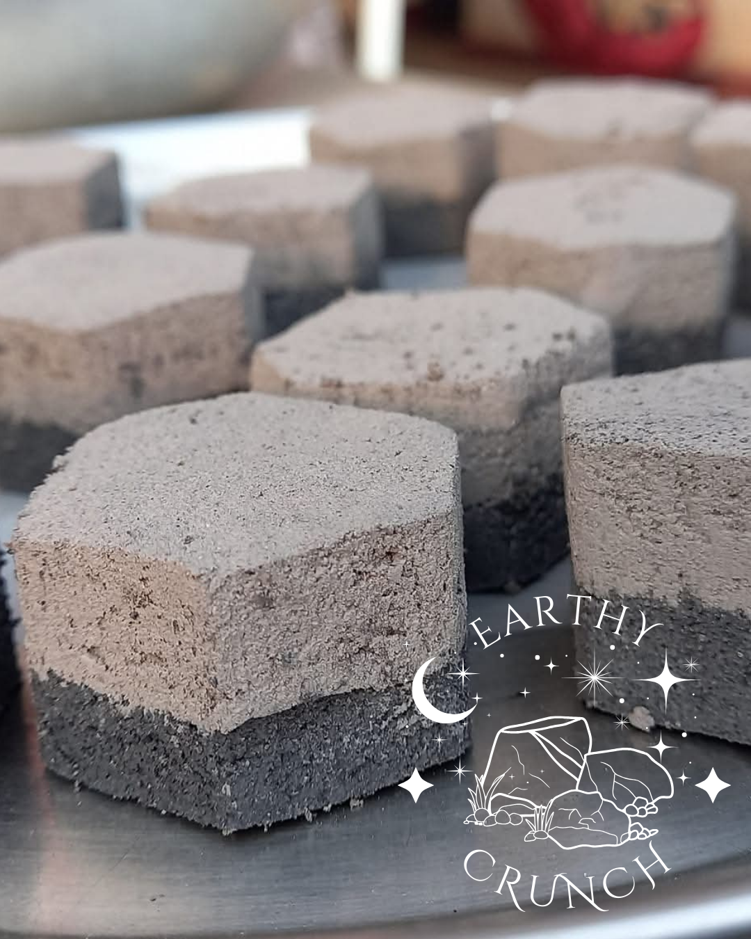 Mix Hex Clay Treat – Grey/Black - Clay treats for Pica/Geophagia