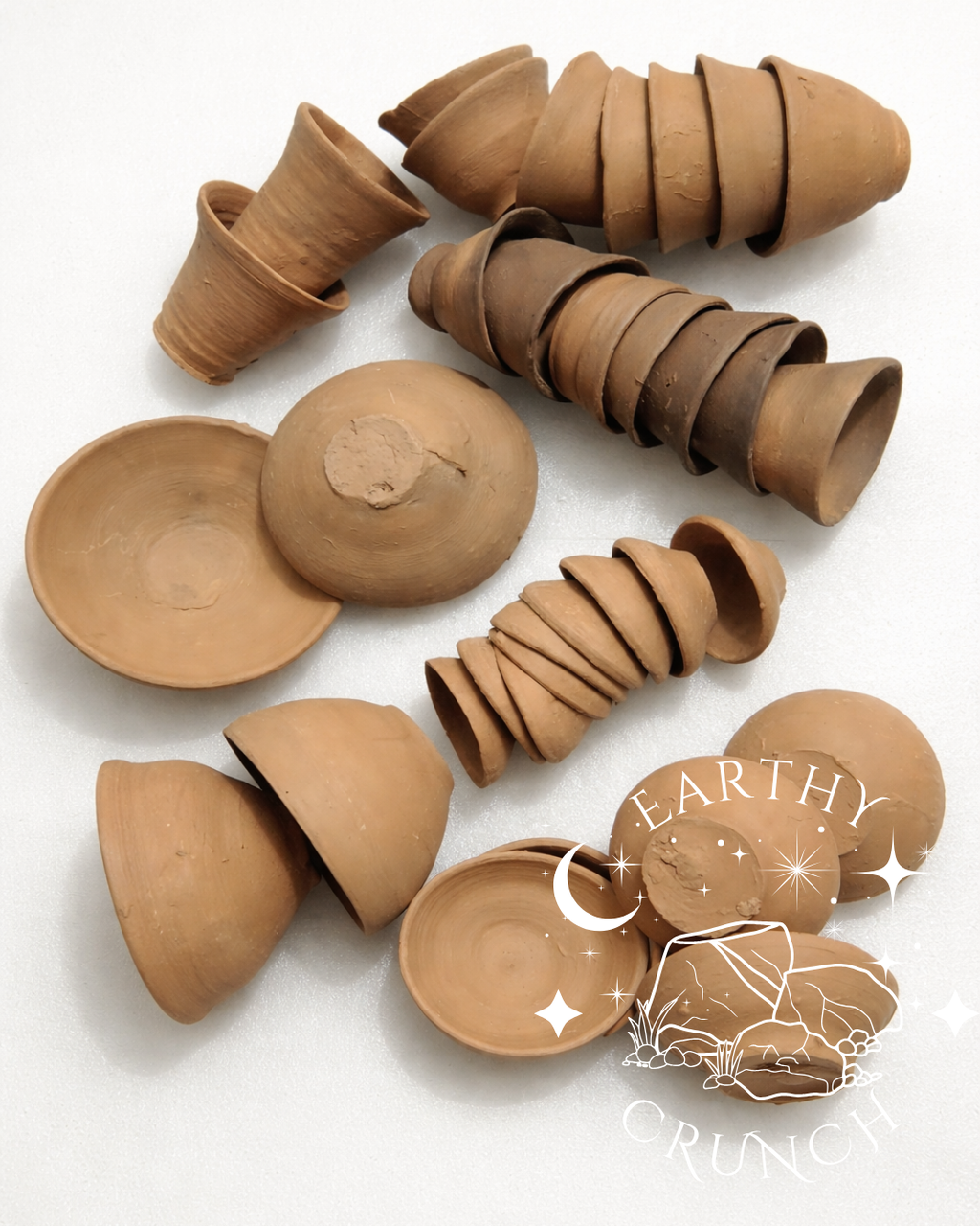 16 Mini Indian Terracotta Diyas with Indian Clay Powder Bundle - For DIY Filled Clay Pots
