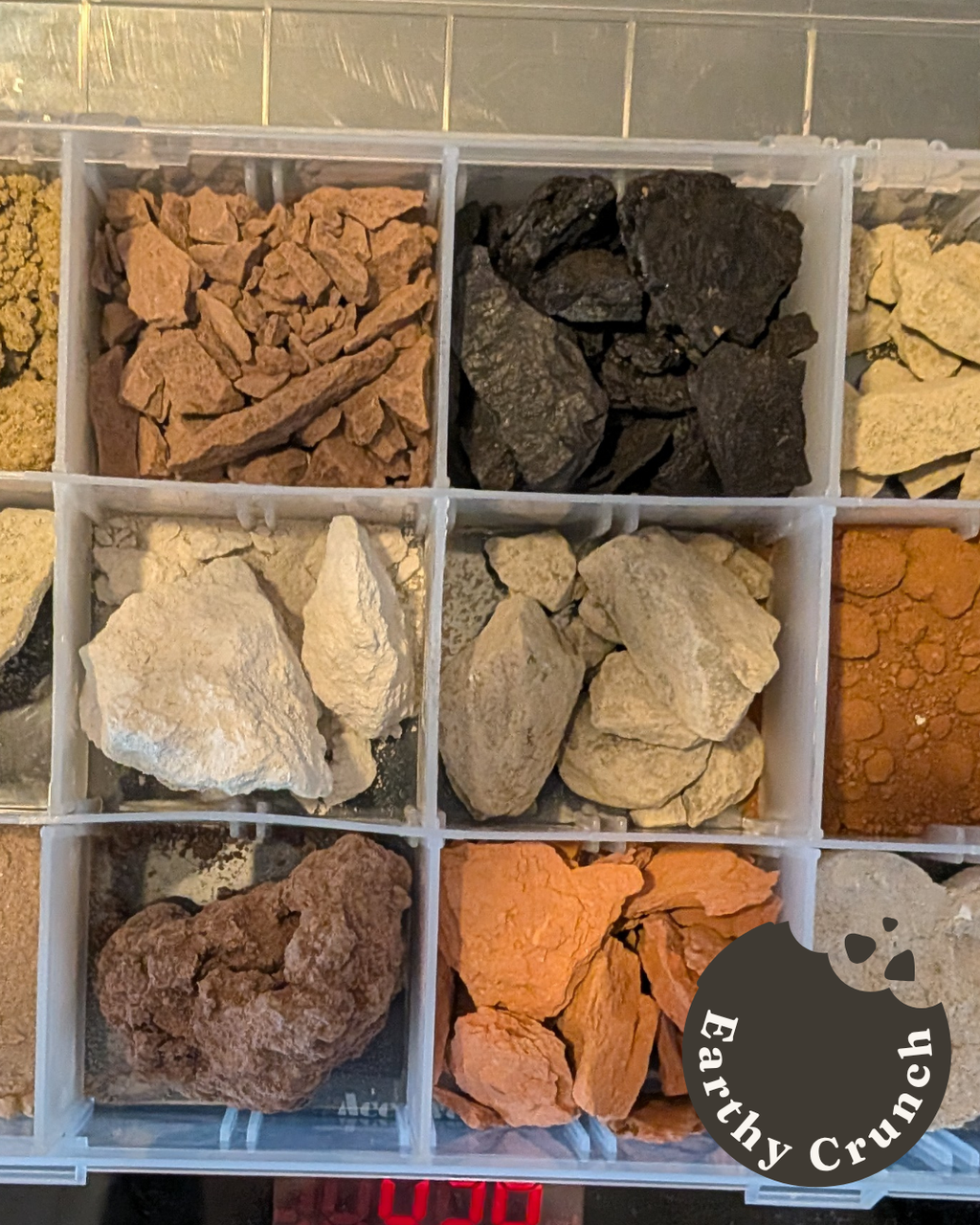 All North American Clay Experience Sampler – Mixed edible clay collection from the United States, Stash Box included