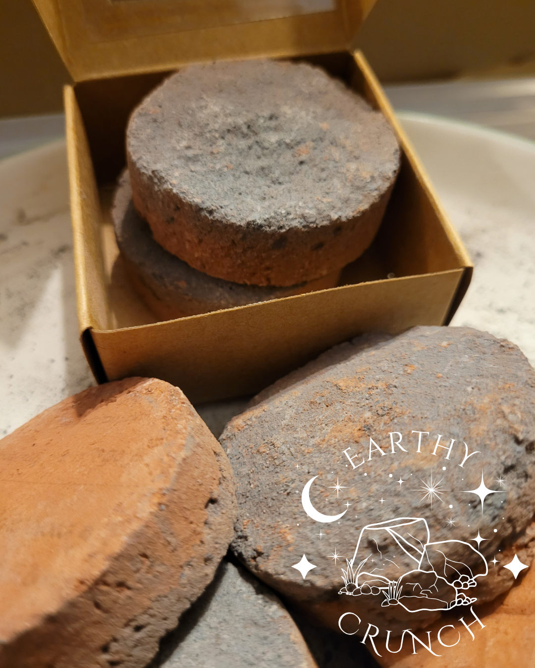 Ember Pucks - Dryfruit and Red Nak (x2) - Smoky Iron-rich Indian clay treats