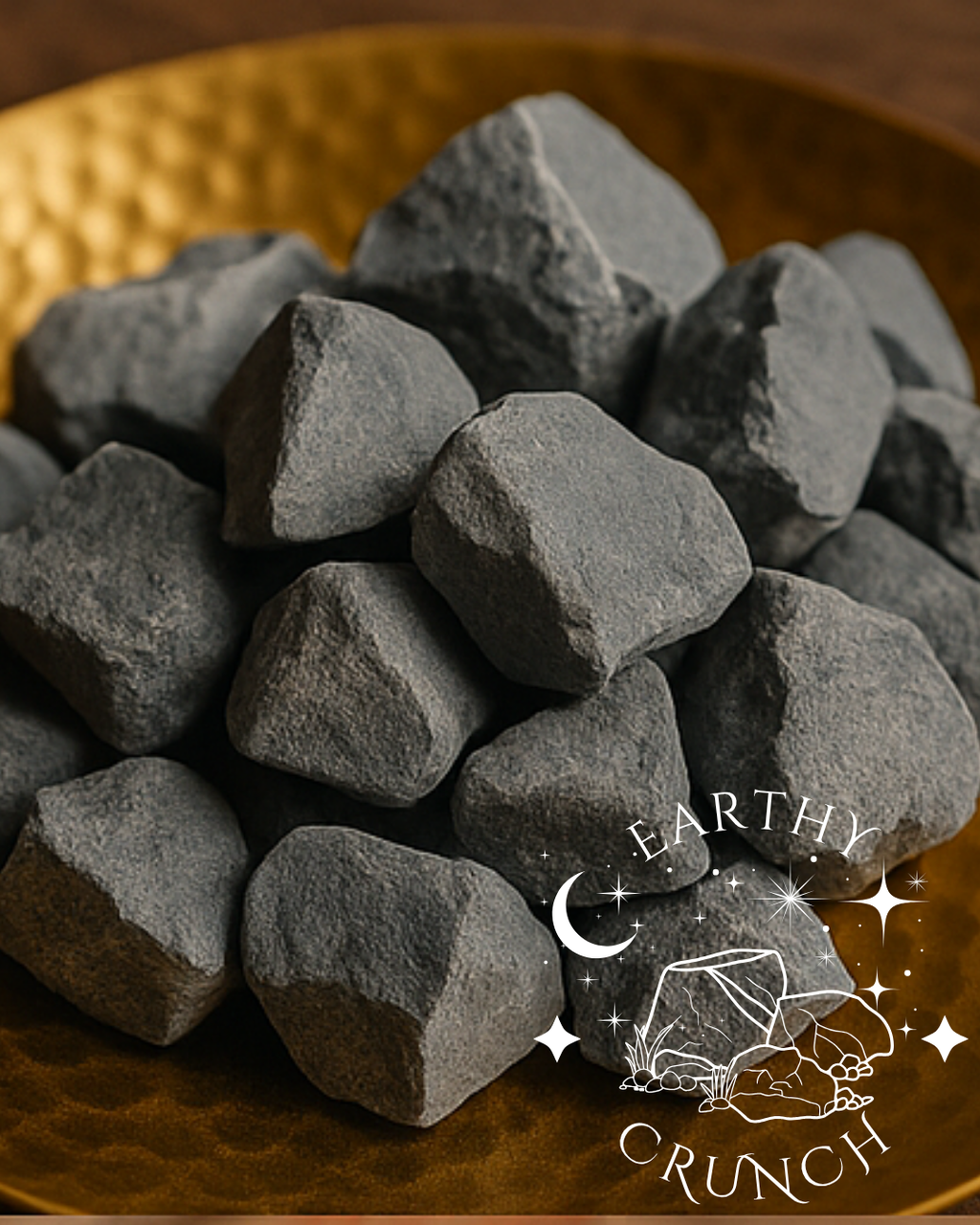 Black Star Clay - Bold smoky Indian clay chunks