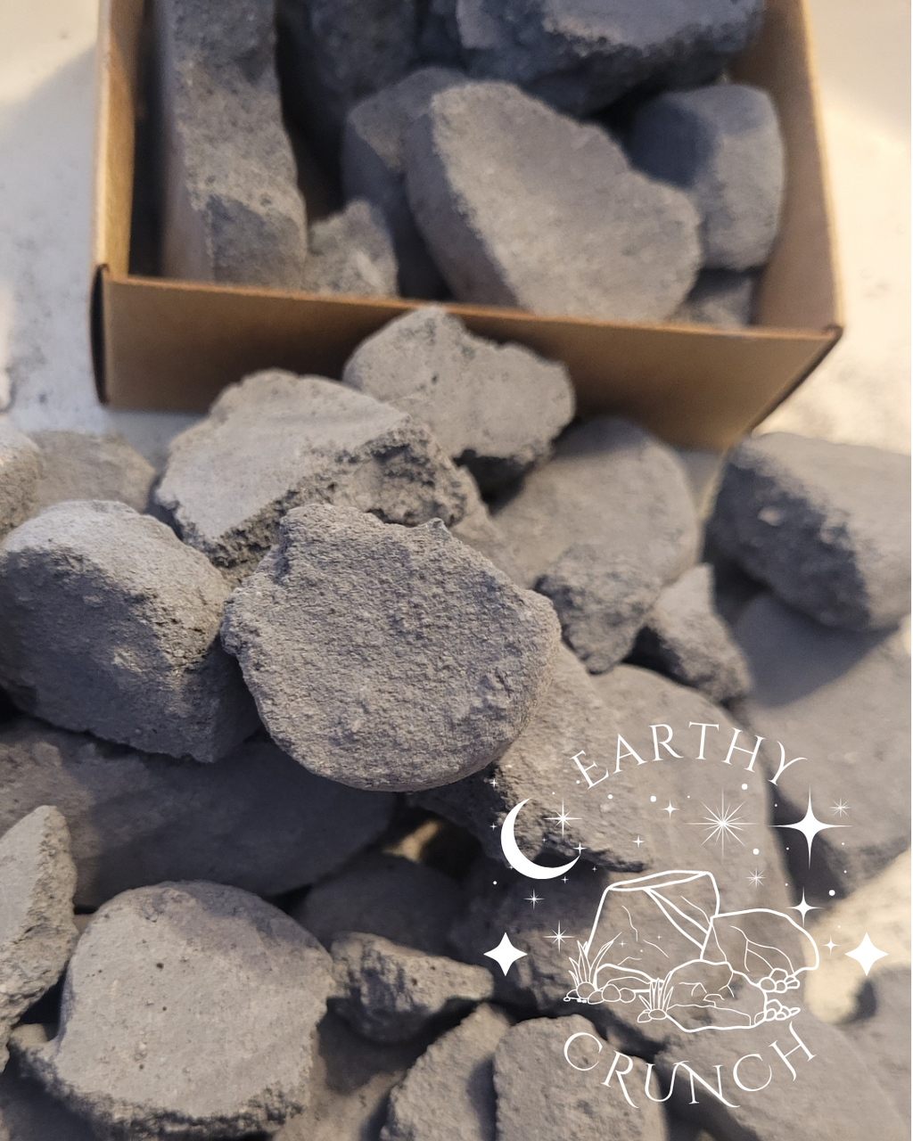 Blackurrants Treats - Smoky Indian clay treats