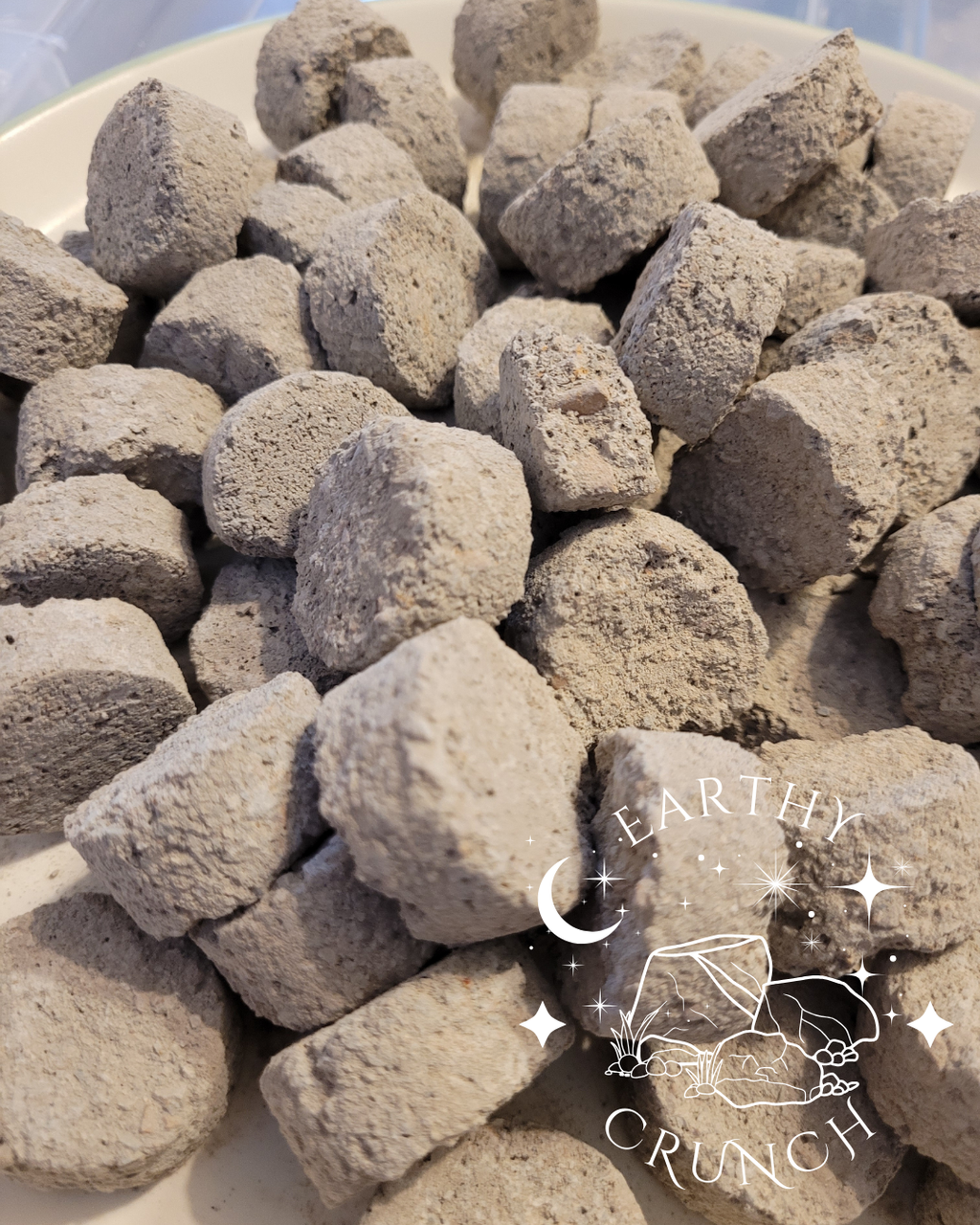 Terra-Luna - Exclusive to ECUK - Mineral-rich Petrichor clay treat