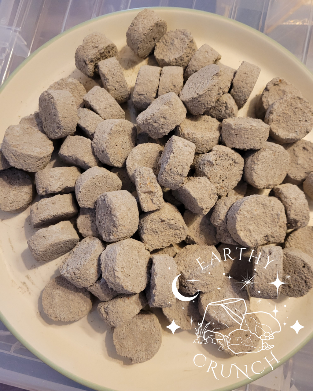 Terra-Luna - Exclusive to ECUK - Mineral-rich Petrichor clay treat